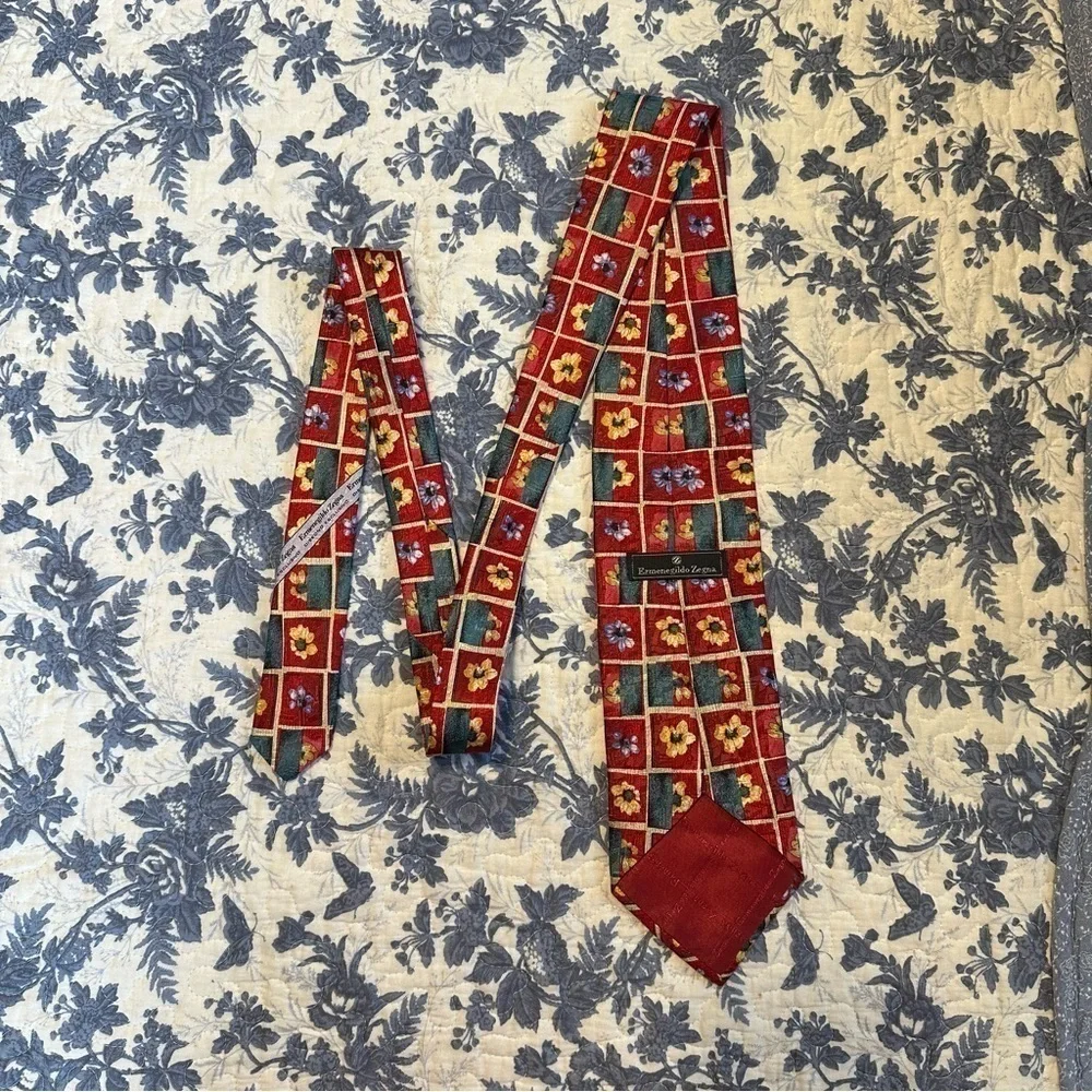 Ermenegildo Zegna Tie Red and Yellow Silk Floral 4” Wide